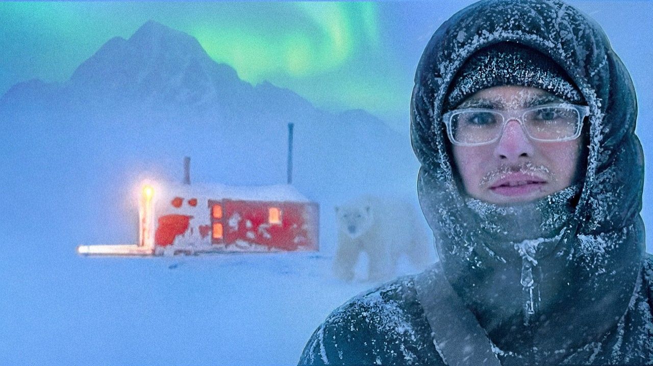 Я нашёл самый ДИКИЙ отель на севере России (-42°C)
